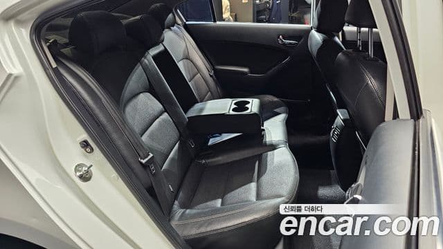 Kia K3 Noblesse, 2015 12