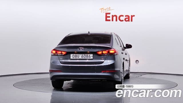 Hyundai Avante AD 1.6 GDI Value Plus, 2017 4