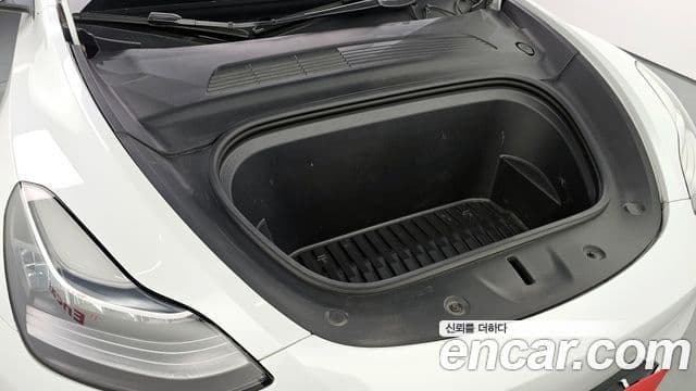 Tesla модель Y Standard Range RWD, 2021 6