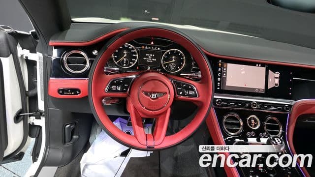 Bentley Continental GT 3세대 4.0 GT Azure, 2023 13