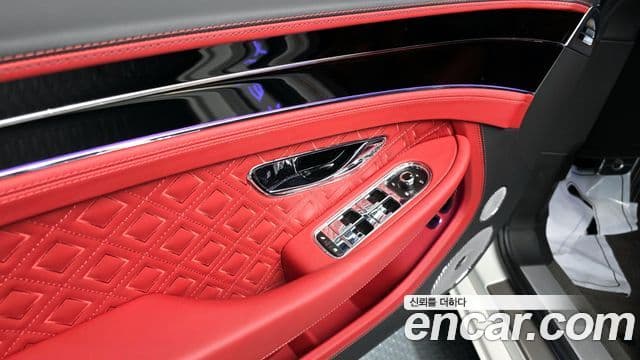 Bentley Continental GT 3세대 4.0 GT Azure, 2023 18