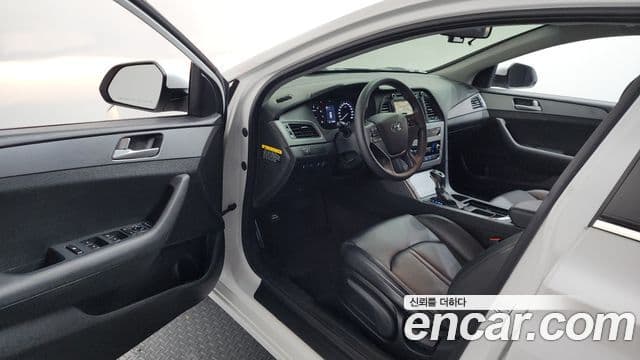 Hyundai LF Sonata Modern, 2016 10