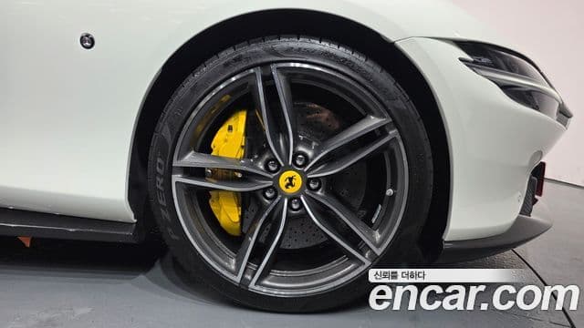 Ferrari 로마, 2023 все фото