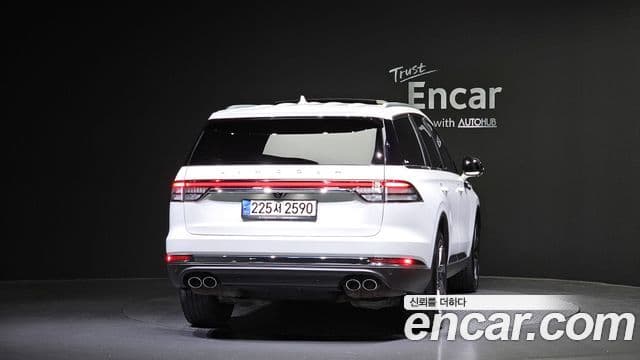 Lincoln Aviator 2세대 3.0 Reserve AWD, 2021 4