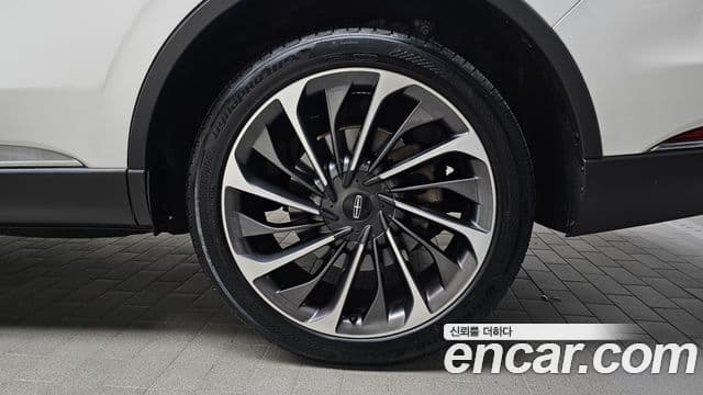 Lincoln Aviator 2세대 3.0 Reserve AWD, 2021 все фото