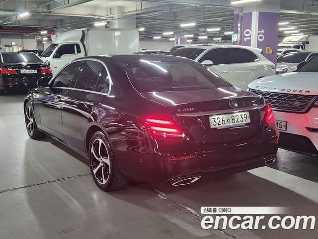 Mercedes-Benz E-класс W213 Avantgarde, 2020 2