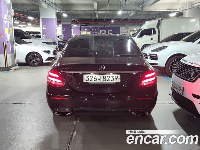 Mercedes-Benz E-класс W213 Avantgarde, 2020 3