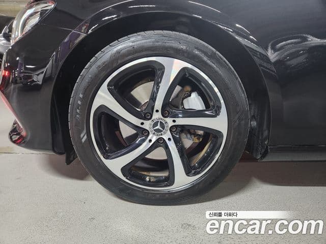 Mercedes-Benz E-класс W213 Avantgarde, 2020 все фото