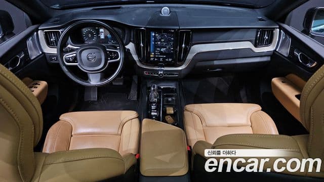 Volvo XC60 2세대 T8 Inscription, 2019 7