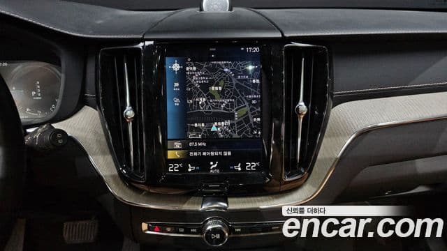 Volvo XC60 2세대 T8 Inscription, 2019 14