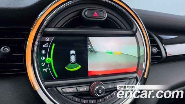 Mini Cooper 3세대, 2019 17