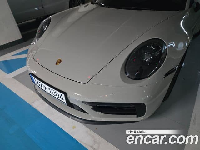Porsche 911 (992) Carrera 4 GTS кабриолет, 2023 3