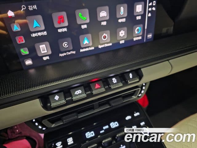 Porsche 911 (992) Carrera 4 GTS кабриолет, 2023 18