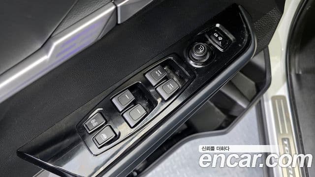 KG모빌리티(SsangYong) Torres T7, 2023 14