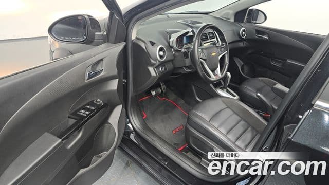 Chevrolet(GM대우) 아베오 хэтчбек 1.4 турбо RS, 2015 11