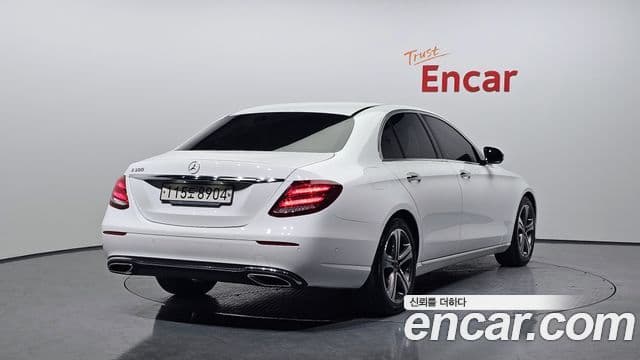 Mercedes-Benz E-класс W213 Avantgarde, 2019 2
