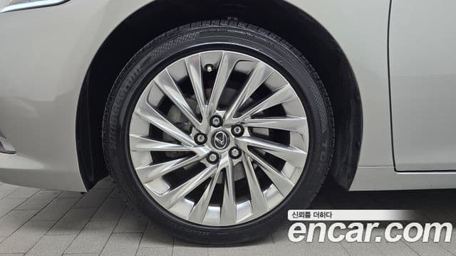 Lexus ES300h 7세대 Luxury Plus, 2022 все фото