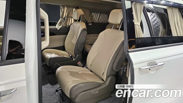 Kia Carnival 4세대 Signature, 2023 11