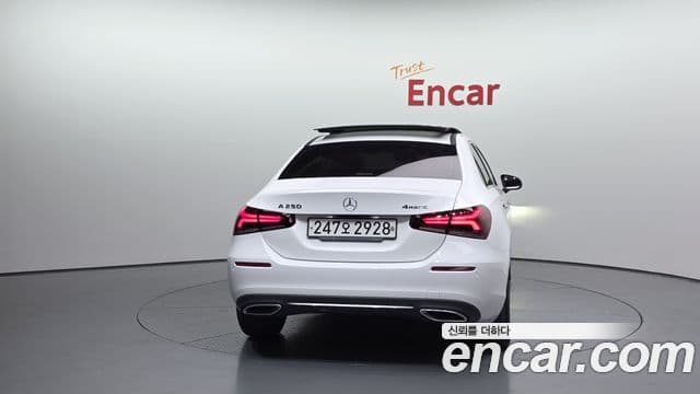 Mercedes-Benz A-класс W177 A250 4MATIC седан, 2020 4