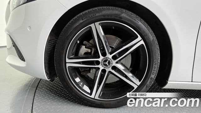 Mercedes-Benz A-класс W177 A250 4MATIC седан, 2020 все фото