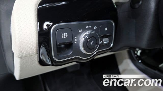 Mercedes-Benz A-класс W177 A250 4MATIC седан, 2020 12