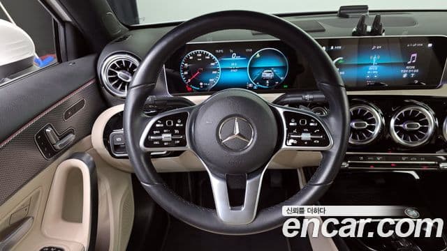 Mercedes-Benz A-класс W177 A250 4MATIC седан, 2020 16