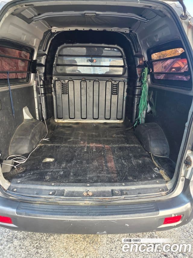 Hyundai Starex GX, 2005 3