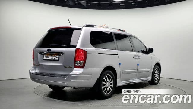 Kia Carnival R President, 2011 2