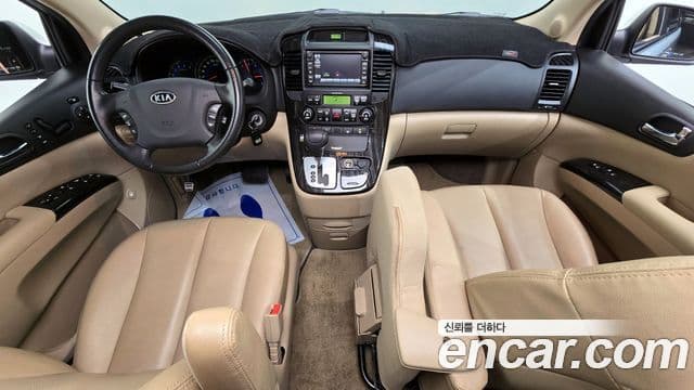 Kia Carnival R President, 2011 7