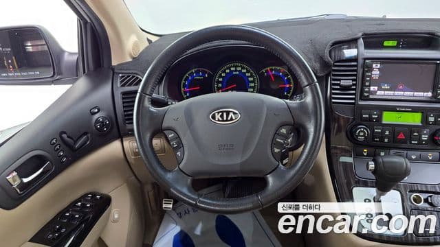 Kia Carnival R President, 2011 12