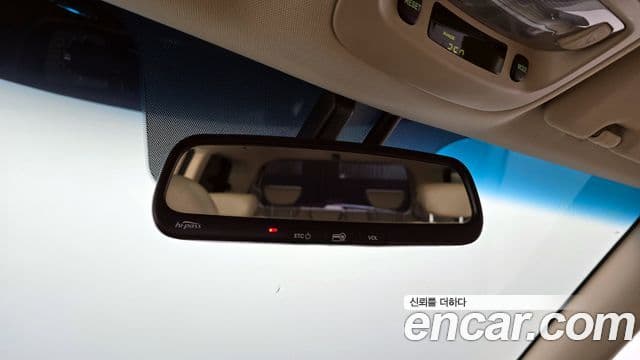 Kia Carnival R President, 2011 15