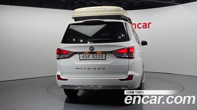 KG모빌리티(SsangYong) Korando 투리스모 4WD outdoor Edition 9인승, 2017 4