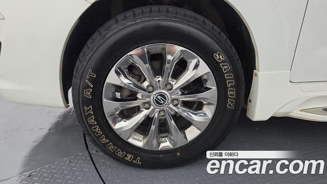 KG모빌리티(SsangYong) Korando 투리스모 4WD outdoor Edition 9인승, 2017 все фото