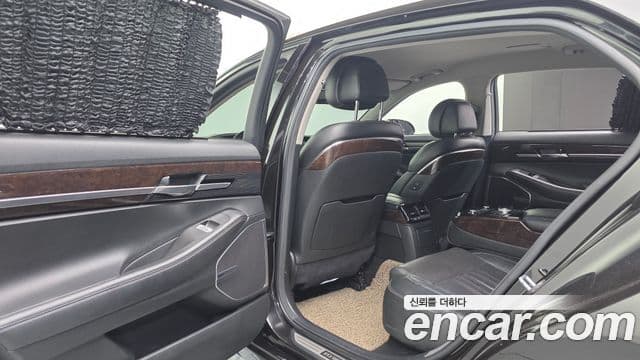 Genesis EQ900 Luxury, 2018 17