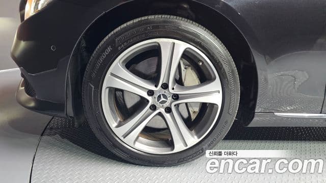 Mercedes-Benz E-класс W213 Avantgarde, 2019 все фото