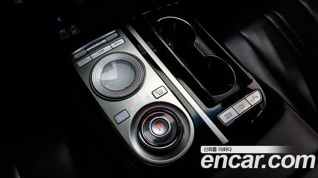 Genesis G80 (RG3) бензин 2.5 турбо AWD, 2021 9