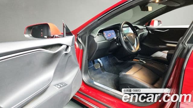 Tesla модель S, 2019 10