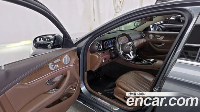 Mercedes-Benz E-класс W213 Exclusive, 2019 10