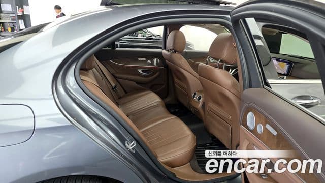 Mercedes-Benz E-класс W213 Exclusive, 2019 12
