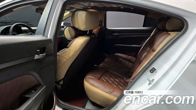 Hyundai Avante AD Style, 2017 13