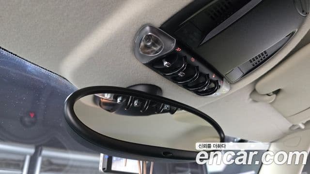 Mini Cooper Brick Lane Edition, 2013 19