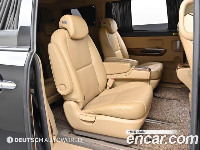 Kia All New Carnival Prestige, 2015 12