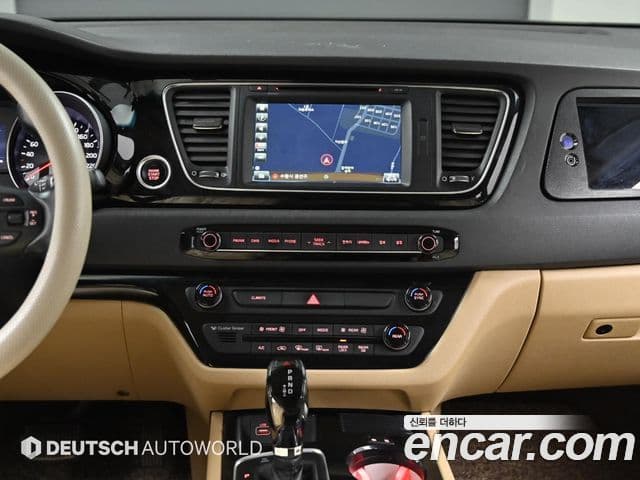 Kia All New Carnival Prestige, 2015 14