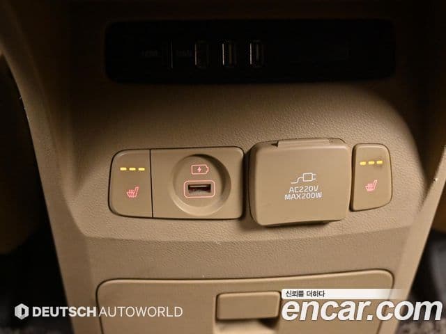 Kia All New Carnival Prestige, 2015 16