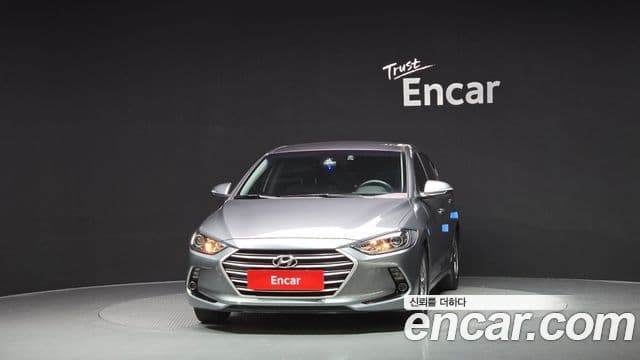 Hyundai Avante AD 1.6 e-VGT Smart, 2016 3