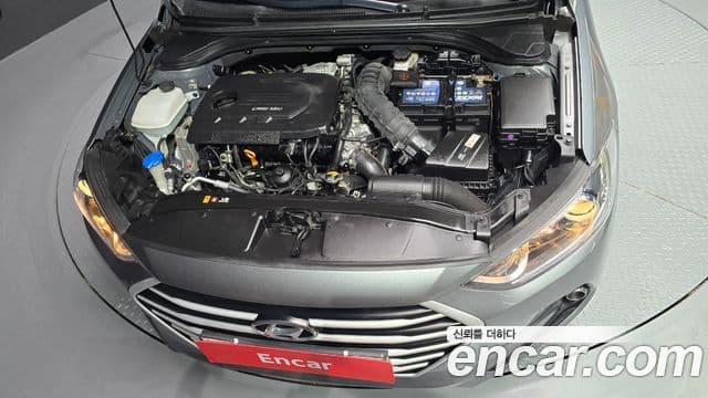 Hyundai Avante AD 1.6 e-VGT Smart, 2016 6