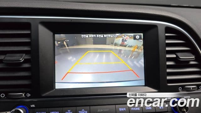 Hyundai Avante AD 1.6 e-VGT Smart, 2016 16