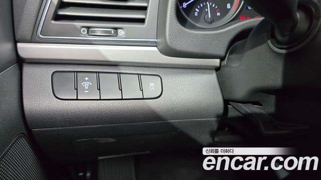 Hyundai Avante AD 1.6 e-VGT Smart, 2016 17