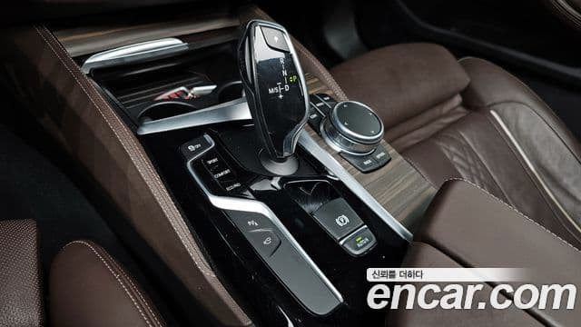 BMW 5시리즈 (G30) 530i xDrive M Sport Plus, 2017 9