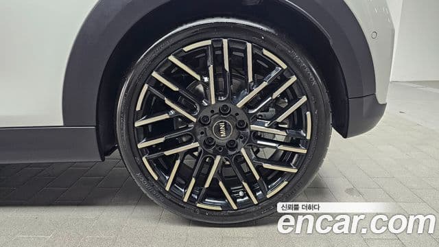 Mini Cooper S 4세대 favored, 2025 все фото